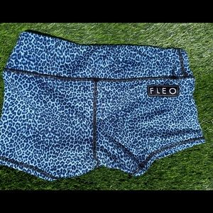 Fleo Shorts